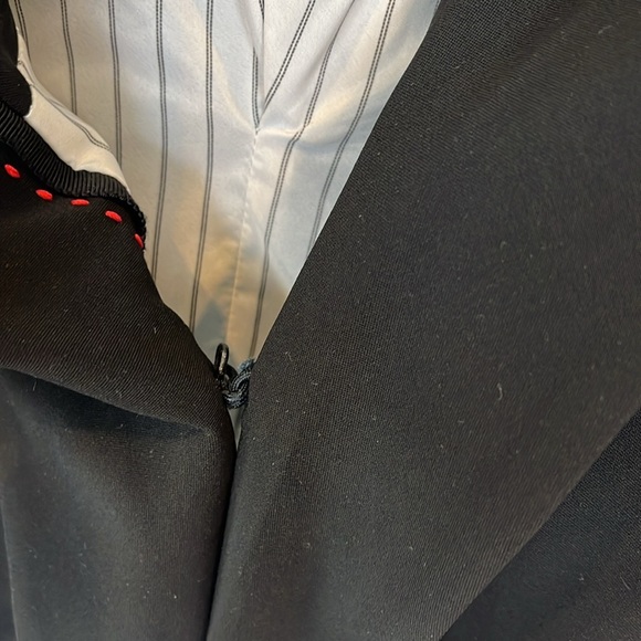 Alice + Olivia Employed Black Blazer Jacket Modern Cut Size Small - Picture 4 of 7